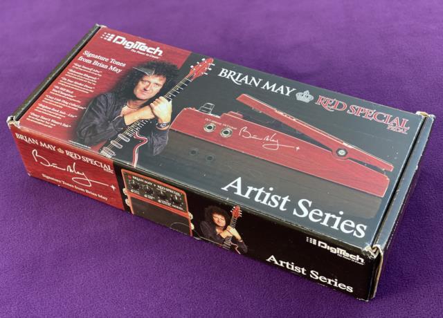 Brian may red special pedal + box