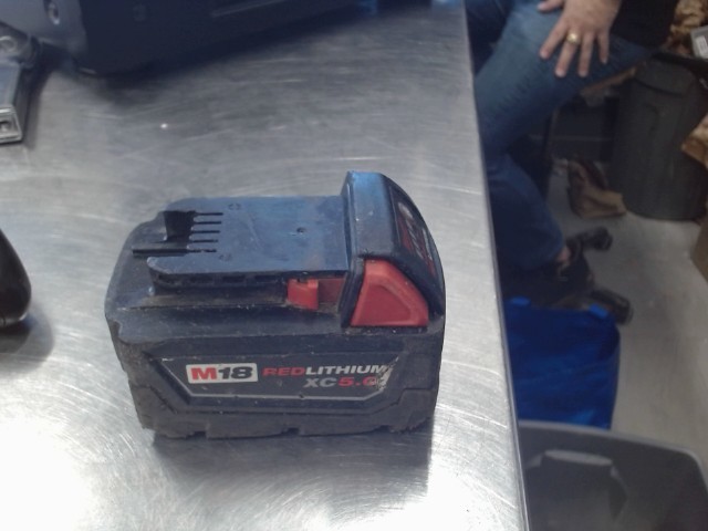 Battery pack milwaukee