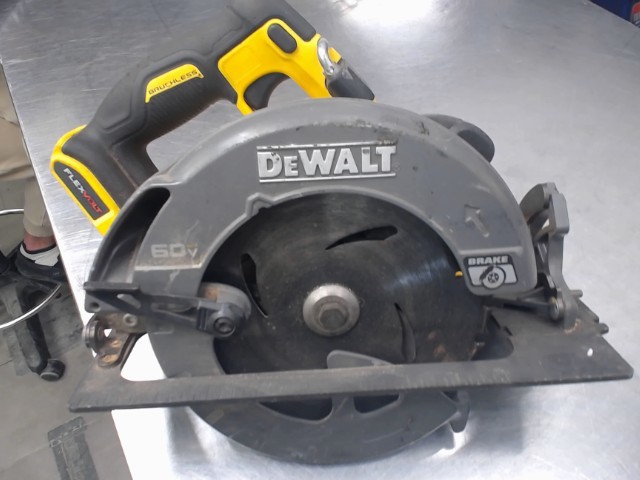 Scie circulaire dewalt