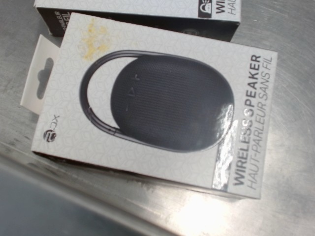 Rox bt speaker in box