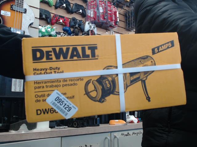 Cut out tool