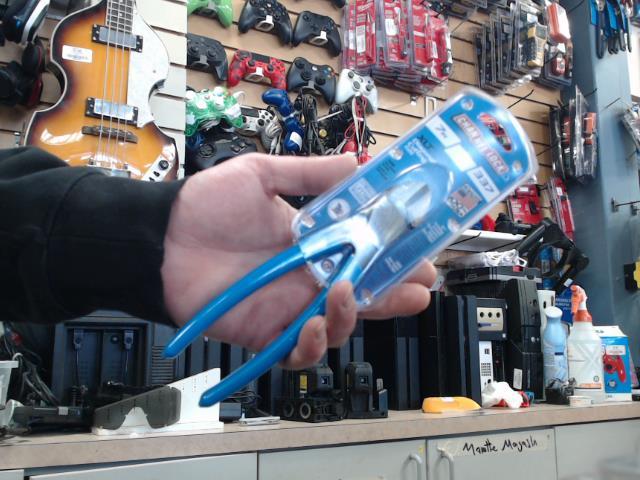 Diagonal cutter