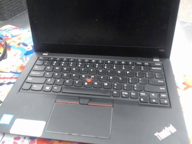 Petit laptop i5 9th gen char psw admin