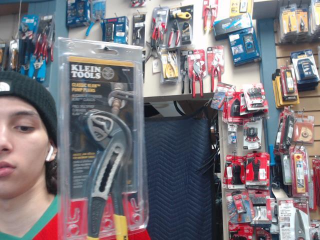Pump pliers