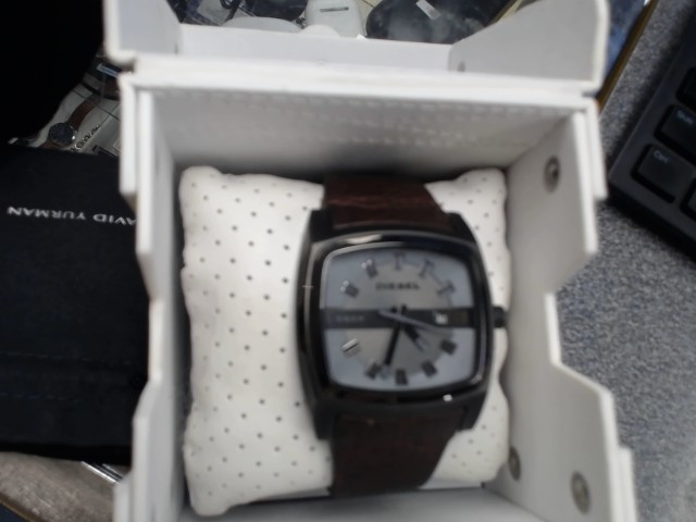 Montre homme avec boite
