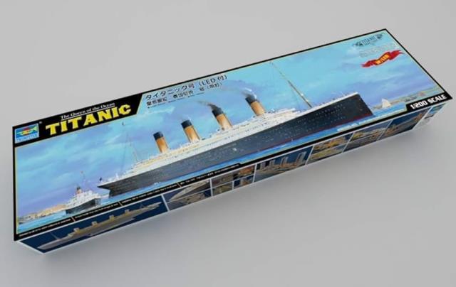 1/200 scale titanic model opened box