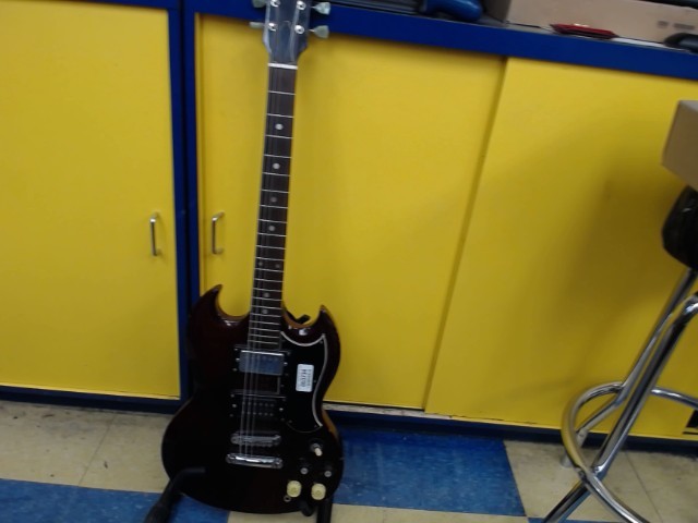 Guitare electrique reconditioner