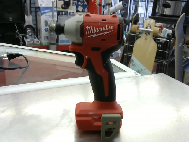 Drill milwaukee