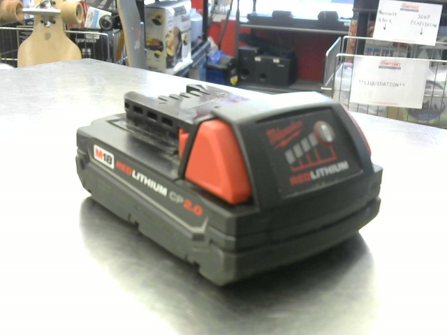 Batterie milwaukee red lithium m18
