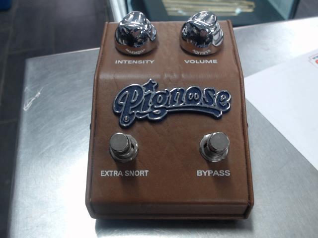 Pedal distortion et power boost