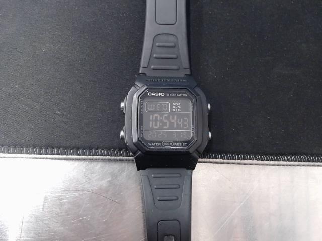 Montre casio illuminator