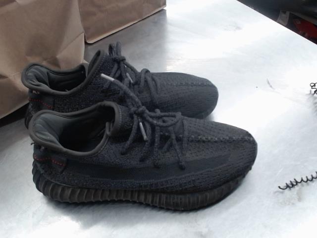 Yeezy 350 v2 onyx taille 6.5