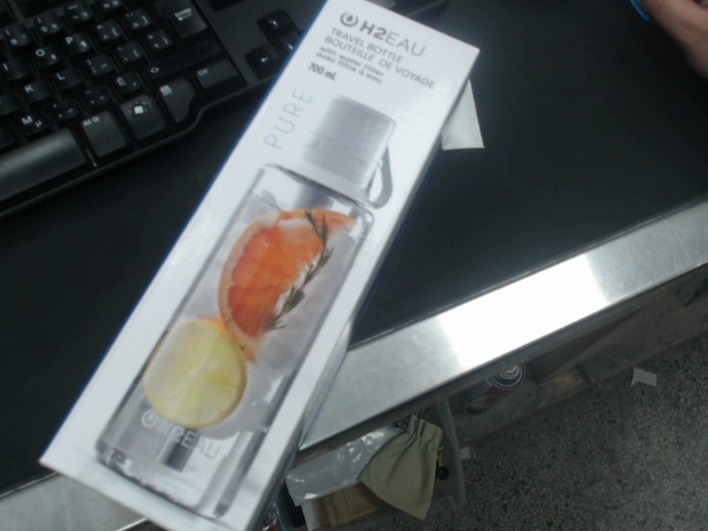 Travel bottle