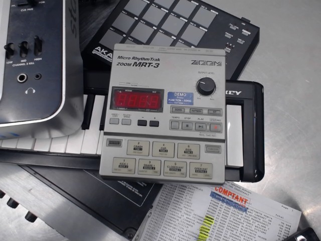 Micro rythmn trak zoom mrt3