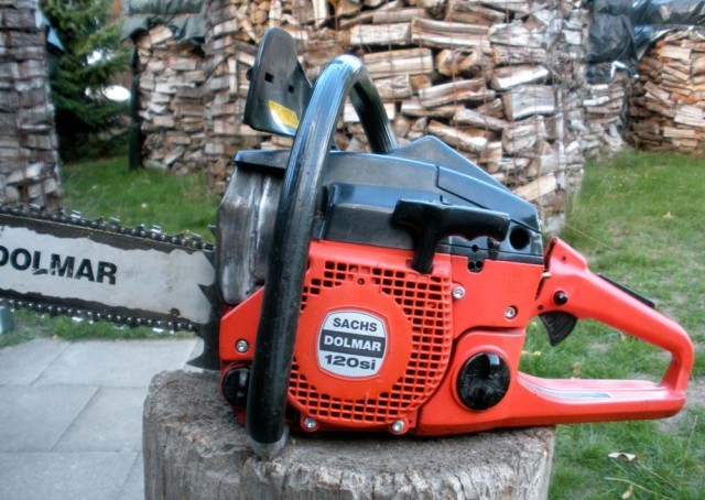 Chainsaw dolmar 120