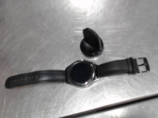 Montre intelligente avec chargeur
