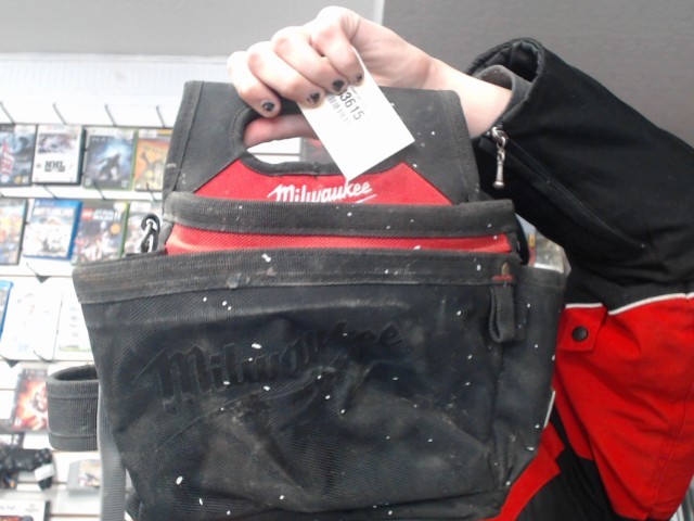 Mini pouch milwaukee