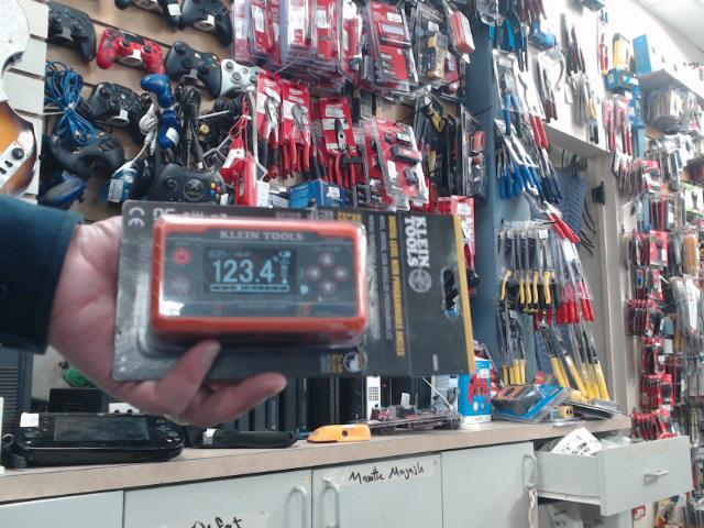 Digital level