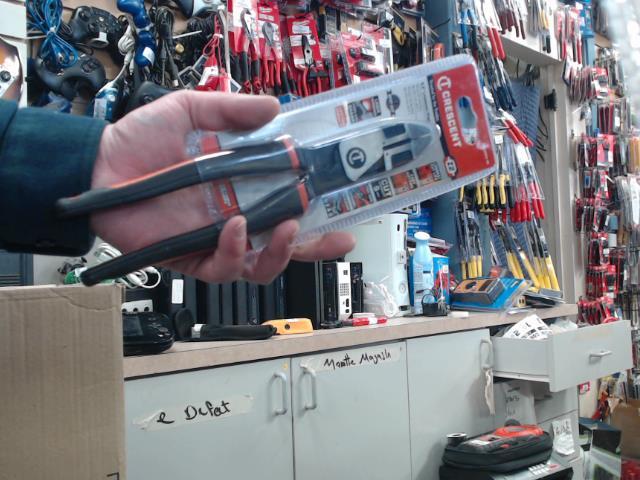 Pliers