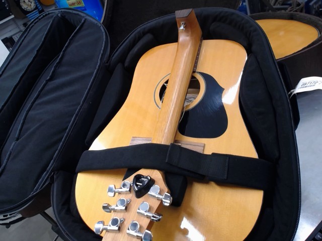 Voyage air guitar vamd 02 folding case