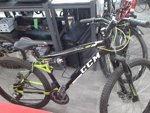 Velo de montagne noir&vert freins disque