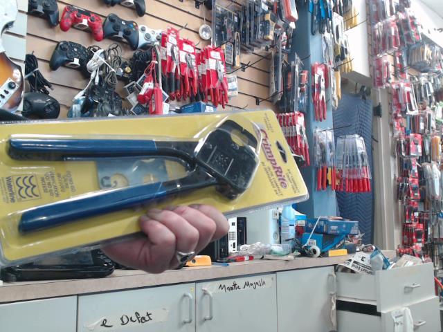 Compact crimp tool new