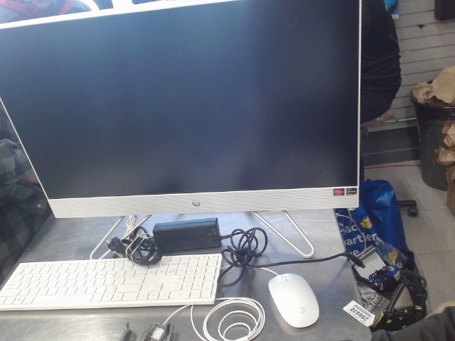 Ecran tt en 1 hp ryzen5 5500/16gb/500ssd