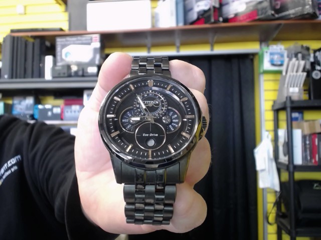 Montre noire citizen ecodrive +mailles