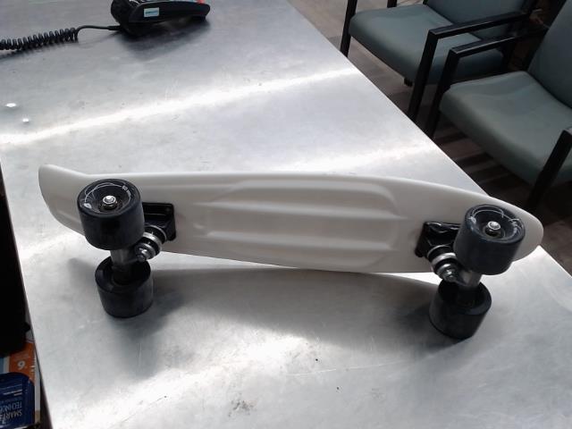 Petit skateboard penny board roue 60mm