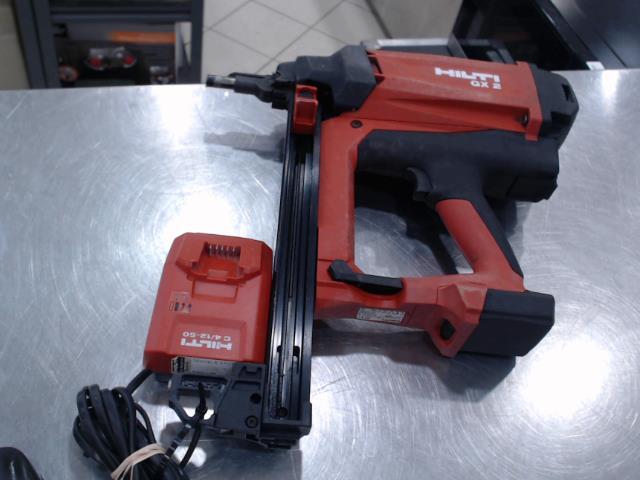 Gun avec batterie et chargeur