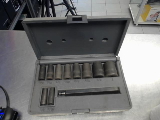 11-piece gasket punch set