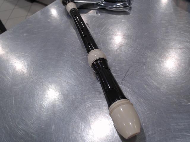 Flute a bec