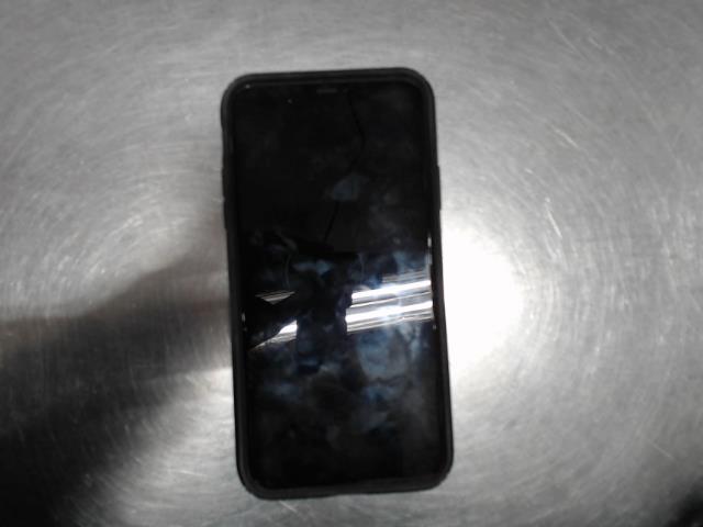 Iphone 11 pro max 64gb *arriere craquer*