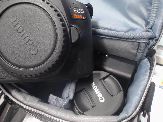 Canon t7 working + chrgr