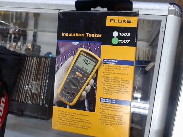 Insulation tester+acc neuf ds bo