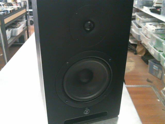 Moniteur de reference de studio