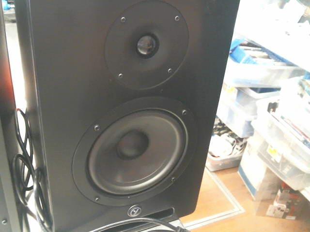 Moniteur de reference studio