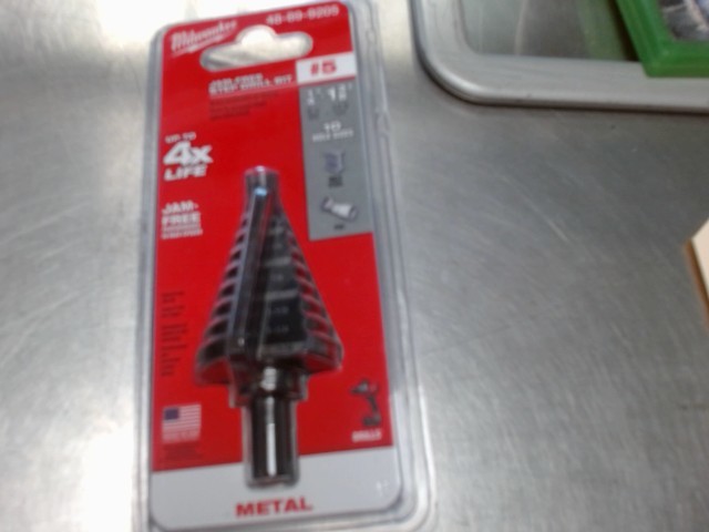 Step drill bit neuf metal