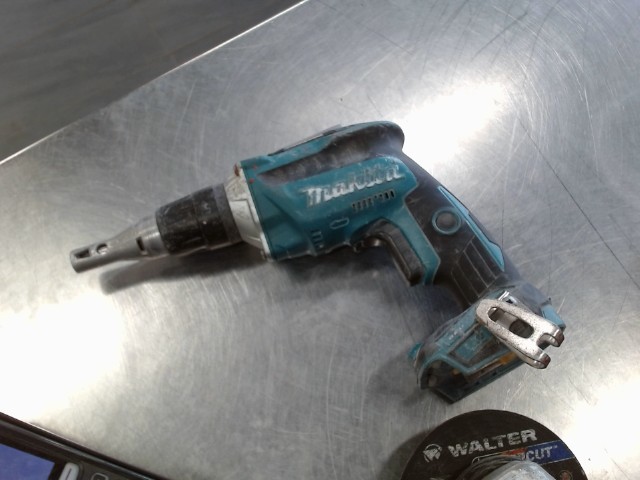 Drill makita