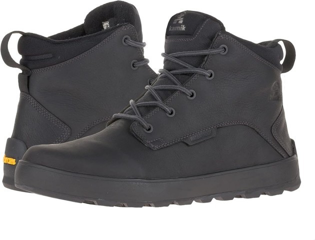 Botte kamik noir size 12us in box bradn