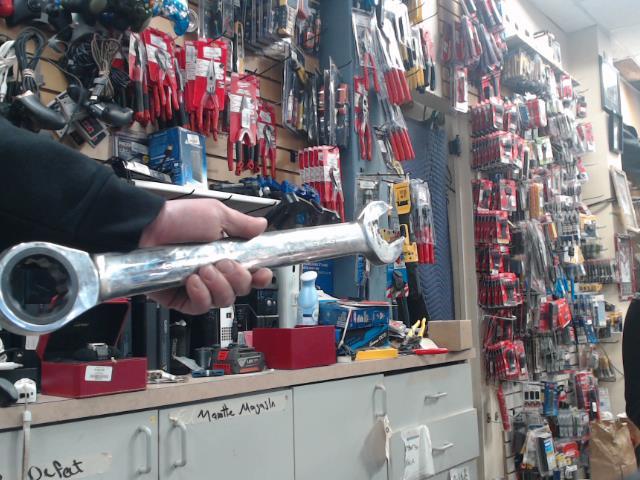 12pt wrench 1 1 7/16 ratch