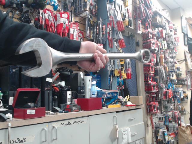 12pt wrench 1 13/16