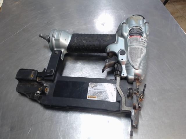 Cloueuse metabo pneumatique