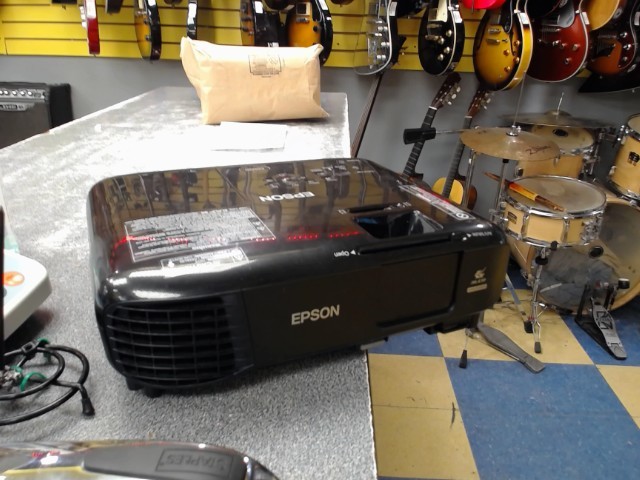 Projecteur epson ex9220