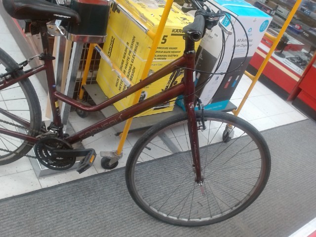 Velo rouge bordeau