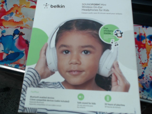 Soundform mini headphones