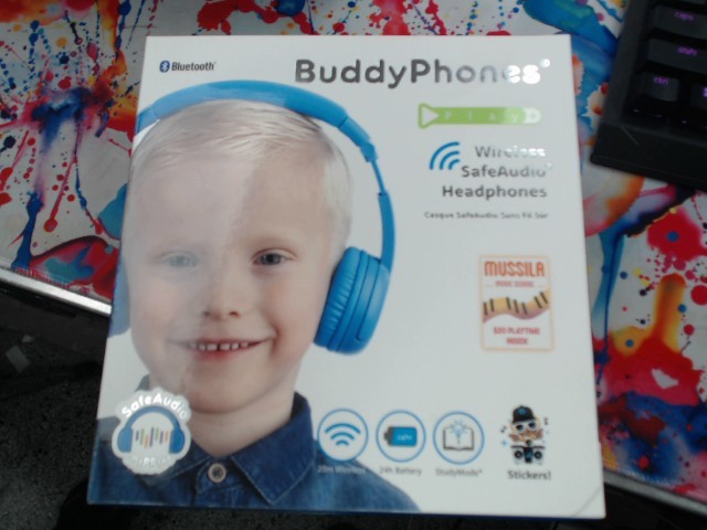 Wireless headphones for kids blue