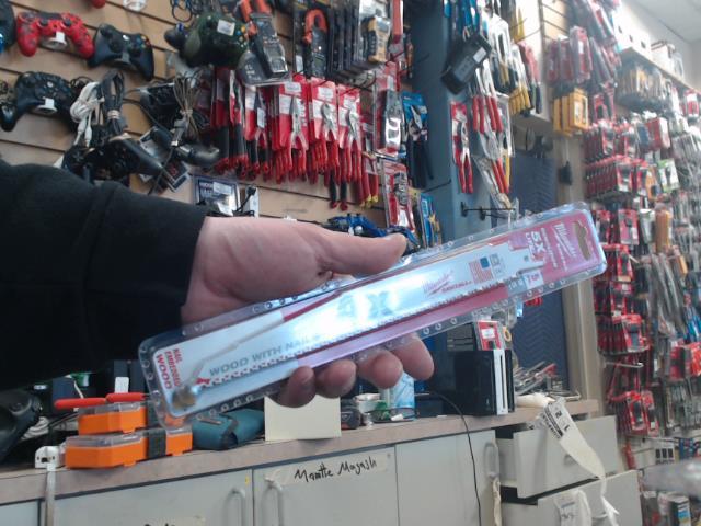 Pack blade sawzall demolition