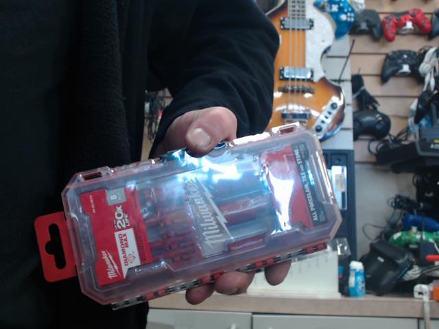 Ki  8pc hole ceram