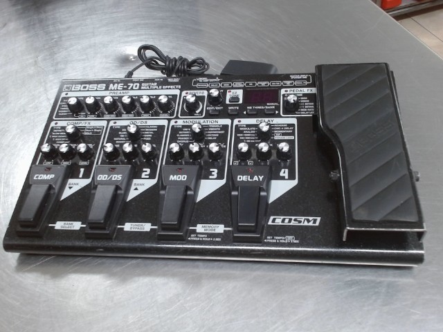 Multi effet boss me-70 av fil